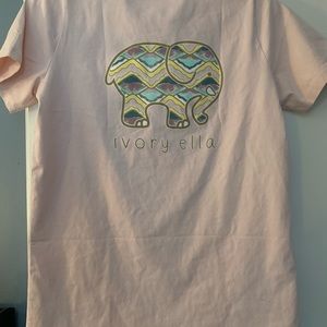 Ivory Ella light pink short sleeved T-shirt